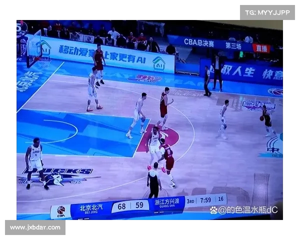 CBA直播弹幕热议:球迷互动引发赛场激情,谁能成为今晚焦点? CBA直播弹幕热议:球迷互动引发赛场激情,谁能成为今晚焦点?