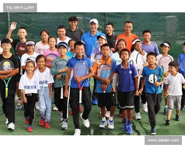 提高网球比赛一发成功率的关键因素与训练方法探讨 提高网球比赛一发成功率的关键因素与训练方法探讨