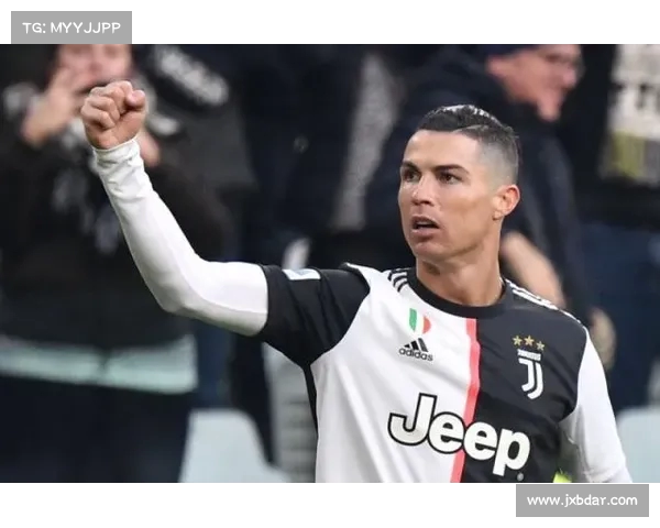 阿诺德盛赞马内为完美前锋称其与C罗有相似之处 阿诺德盛赞马内为完美前锋称其与C罗有相似之处