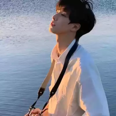 隗逸馨